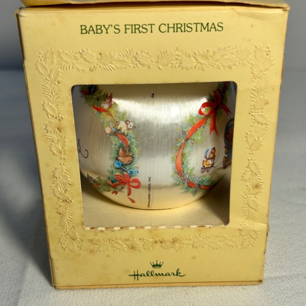 Hallmark Satin Ornament Baby's First Christmas 1980 Tree Trimmer Collection - Picture 4 of 6